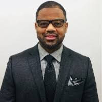 Reggie Andrews's Instagram, Twitter & Facebook