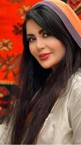 Zahra Jalali's Instagram, Twitter & Facebook