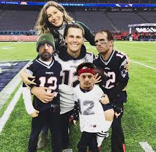 Is it fair to make fun of tom brady? Nfl Memes On Twitter Tom Brady Spending Times With His Family After The Game