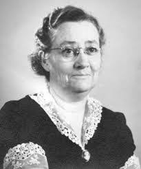 Mamie Baker's Instagram, Twitter & Facebook