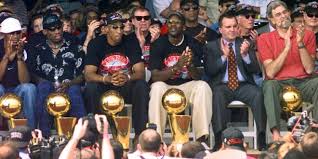 Find the perfect phil jackson michael jordan stock photos and editorial news pictures from getty images. Nba Players React To Michael Jordan And The Last Dance