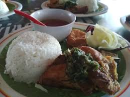 Head over to wong solo now to get an original taste of our sambal!! Ayam Penyet Wong Solo Di Simpang Surabaya Kota Banda Aceh Steemit