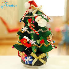 Koleksi gambar ornamen natal pohon natal natal png kami meliputi array dan lainnya. Hiasan Pohon Natal Handmade Dari Kain Perca Berempat