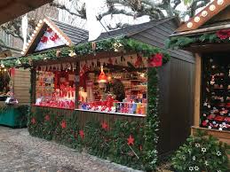 Wusstest du, dass der weihnachtsmarkt in frankfurt zu den bedeutendsten, schönsten und höchstwahrscheinlich ältesten weihnachtsmärkten deutschlands gehört? Frankfurt Weihnachtsmarkt Wiesensteiger Glaswerkstatte Glasgravuren Namenstassen