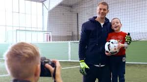 Bundesliga Watch Manuel Neuer Kids Foundation