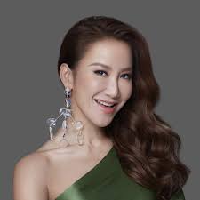 李玟 adlı sanatçının 月光愛人, before i fall in love ve diğer popüler şarkı ve albümlerinin keyfini çıkarın. CocoæŽçŽŸ3é¦–å…¨çƒç¨å®¶åªåœ¨line Musicæ­Œå–® Line Music