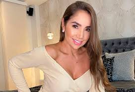 Estuvo en el seminario, donde estaba preparándose para ser sacerdote. Paola Jara Aclaro Que Cirugias Se Ha Realizado Infobae