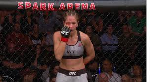 Zwycięstwo kowalkiewicz przez niejednogłośną decyzję. Fight Site Video Ovo Je Vrlo Ozbiljno Kowalkiewicz Pokazala Kako Joj Izgleda Oko Pred Operaciju