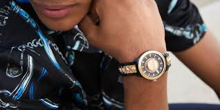 969 versace uhren sofort verfügbar. Versus Versace Helen Kirchhofer