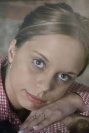 Kim Dahl's Instagram, Twitter & Facebook