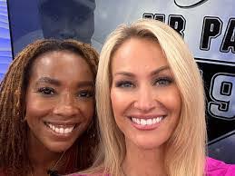 Lauren Phinney's Instagram, Twitter & Facebook