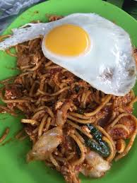 Hidangan ini memang terkenal dalam kalangan warga pulau pinang dan juga seluruh malaysia, ramai antara mereka yang berjalan jauh demi beratur untuk mendapatkan roti ini. Roti Bakar Telur Goyang Picture Of Roti Canai Transfer Road Penang Island Tripadvisor