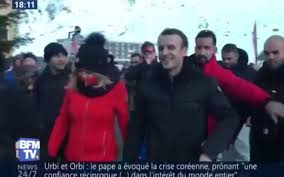 Interrogé sur alexandre benalla lors de la conférence de presse organisée à l'elysée jeudi 25 avril qui a fait suite à son allocution, emmanuel macron a avoué qu'il lui en jeudi 25 avril, emmanuel macron a tiré le trait sur trois mois de grand débat national lors d'une allocution prononcée en direct de l'elysée. Quand Macron Se Rendait A La Mongie Accompagne De Benalla Le Parisien