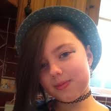 Abbie Collins (@AbbieCollins15)