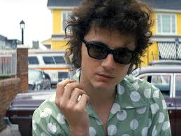 Humo op de thee in de hometown van Bob Dylan: 'Nadat hij nét niet werd  doodgereden door een trein, tilde Bob zijn motor op, keek mij aan, en zei  'Forget about it!''