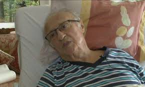 A művész hónapokat töltött kórházakban és rehabilitációs intézetekben, majd amikor az állapota engedte, hazatérhetett, hogy zsuzsa asszony féltő és gondos ápolása mellett kezdje meg a. Sas Jozsef Kifejezesre Torteno Kereses Eredmenye Budapestkornyeke Hu