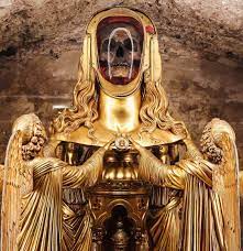 The purported skull of Mary Magdalene displayed in a golden reliquary at  the basilica of Saint-Maximin-la-Sainte-Baume, in Southern France 💀 The  skull was analyzed in 1974 and has remained sealed inside a