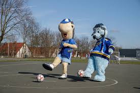 Find the perfect mascotte photos stock photos and editorial news pictures from getty images. Fc Schalke 04 Erwin And Louie St Louis Blues Mascot Facebook