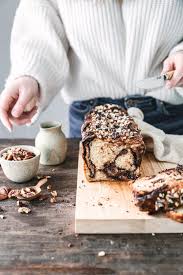 Babka Banane Chocolat Plus Une Miette Dans L Assiette Banane Chocolat Alimentation Repas D Entrainement