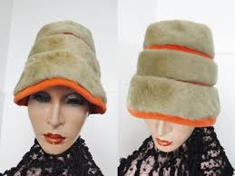 Cappello vintage in lana e pelliccia finta beige arancione // Delphine  Paris // Taglia 52 // Prodotto in Francia