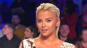 Kelly vedovelli is an actress, known for les déguns (2018), une agression publique de nos jours (2017) and l'oeuf ou la poule? Kelly Vedovelli Neymar Instagram