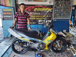 Spare part suzuki satria 2 tak. Modifikasi Motor Satria 2 Tak Pakai Batok Fu Modifikasi Motor Terbaru 2021