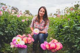 Make the slice at an angle of about 45 degrees. My Top 10 Favorite Cut Flowers Three Acre Farm