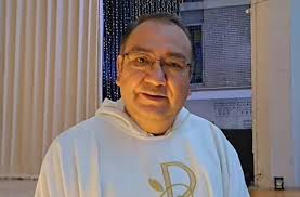 RELIGIÓN ‼️ALISTAN CAMBIOS DE #PÁRROCOS; EL PADRE CRISÓFORO DE #HUATUSCO SE  VA A BOCA DEL MONTE‼️ ✅️🕍 El párroco de la iglesia del Sagrado Corazón de  Jesús de #BocaDelMonte, municipio de #Comapa,