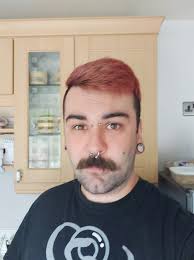 What electronic music do metalcore and djent fans enjoy?