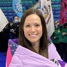 Laura Walker's Instagram, Twitter & Facebook