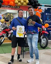 NUESTRAS GRANDES ENTREGAS ✨ En @bisercasanfelix, estamos emocionados de  compartir las recientes entregas que han traído alegría y beneficios a toda  nuestra comunidad. Estas entregas son un testimonio de nuestro compromiso  con