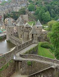 Sleeps 6 • 2 bedrooms • 3 bathrooms. Fougeres Bretagne France View On Black Tapenade Flickr