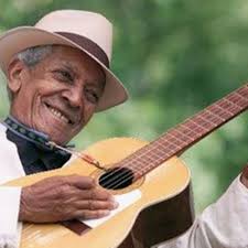 Rare return for folk guitarist