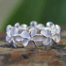 The extensive line of elegant plumerias from maui divers jewelry is inspired by these exotic tropical flowers of hawaiʻi found blooming on every island. Hawaiian Plumeria Ring Plumeria Flower Lei Ring Handmade Bn02 Silver Rings Simple Silver Jewelry Silver Jewelry Rings