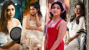 Meera Jasmine to Nadia Moidu: 7 Popular Malayalam Actresses Who Defy Age  and Still Captivate Hearts| 7 Malayalam Actresses Who Looks Still Younger  Than Their Real Age – FilmiBeat