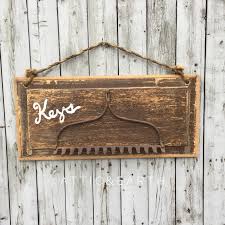 Rustic mail & key holder. Tag Rustic Bathroom Vanities Rustic Bathroom Vanities With Tops Rustic Wood Bathroom Vanities Rustic White Bathroom Vanitie Rustic Keys Decor Barn Wood Crafts