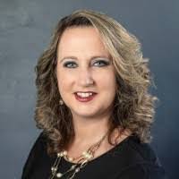 Leslie Rainey's Instagram, Twitter & Facebook