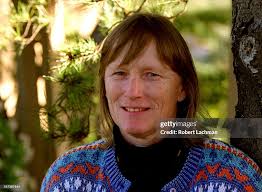 ME.Diamond.Wilde.RDL Sally Wilde is photographed in her Diamond... News  Photo