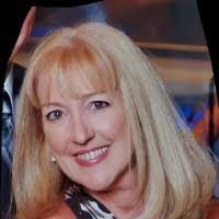 Lauren Arterburn's Instagram, Twitter & Facebook