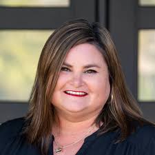 Gina Riddle's Instagram, Twitter & Facebook