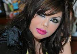 وبالمثل، تطالب مها محمد في الوطن القطرية السعودية بالتحرك في هذا الموضوع. Ù…Ù‡Ø§ Ù…Ø­Ù…Ø¯ Ù„Ù„Ù…Ù†ØªØ¬ÙŠÙ† Ø§Ù„ÙƒÙˆÙŠØªÙŠÙŠÙ† Ø£Ø¨Ø³Ø·ÙˆØ§ Ø£ÙŠØ¯ÙŠÙƒÙ… Ù„Ø¯Ø¹Ù… Ø§Ù„ÙÙ†Ø§Ù†ÙŠÙ† Ø¨ÙˆØ§Ø¨Ø© Ø§Ù„Ø´Ø±ÙˆÙ‚ Ù†Ø³Ø®Ø© Ø§Ù„Ù…ÙˆØ¨Ø§ÙŠÙ„