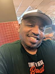 Kim Mcferrin's Instagram, Twitter & Facebook