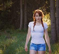 preciosa | Gorgeous redhead, Redheads freckles, Redheads