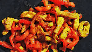 6fate cuocere per i primi 12 minuti a fiamma vivace, fate cuocere per altri 6/8 minuti a fiamma medio bassa. Straccetti Di Pollo Curcuma E Peperoni Dadi Rossi Giuseppe Marzulli Biologo Nutrizionista A Bari