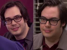 Just noticed Nick the IT guy was at the job fair. I guess he failed art  school too. : r/DunderMifflin