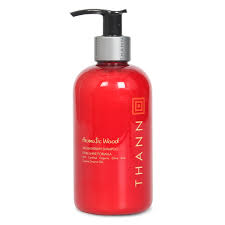 Aromatic Wood Aromatherapy Extra Shine Shampoo Shampoo Nutmeg Essential Oil Thann