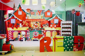 Reeb S Santa S Toy Factory Themed Party 1st Birthday Christmas Party Themes Christmas Stage Best Christmas Toys