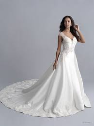 Disney S Jasmine Wedding Dress Exclusively At Kleinfeld Disney Wedding Dresses Fit And Flare Wedding Dress Jasmine Wedding Dress