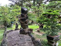 Gaidīsim ciemos ģimenes, kā arī lielākas apmeklētāju grupas. Famous Hallim Park
