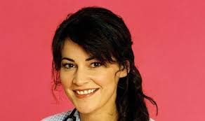 A channel 4 work com about four nurses living and working together in a leeds hospital. No Angels Actress Louise Delamere Stars In New Channel 5 Epic The Bible Tv Radio Showbiz Tv Express Co Uk